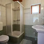 Apartman Bequem Eingerichtete Mit Grossem Garten By Interhome *