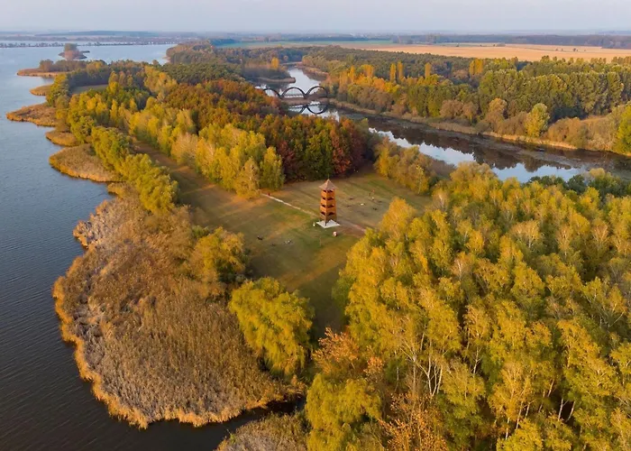 Bequem Eingerichtete Mit Grossem Garten By Interhome 아파트